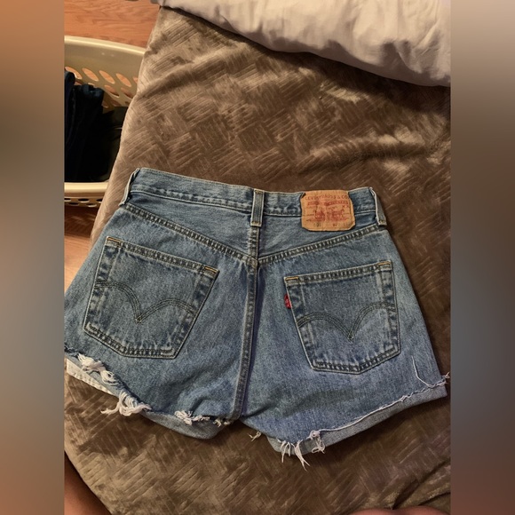LEVIS shorts , Size 29 - Picture 1 of 4